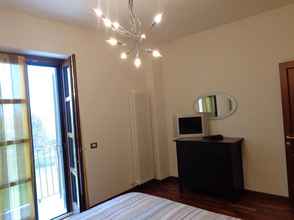 La Casa In Rivalta Villa Verduno Cameră foto